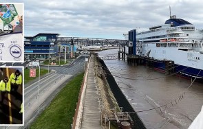 Adele Scraps Plans To Demolish Two £11M Homes To Build Huge Mega Mansion In London Dm Superhero Brave Captain 1