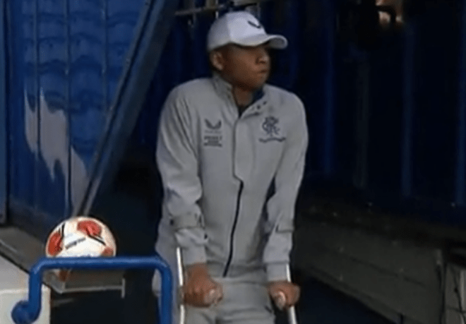3-2) Gers In The Semi-Final Of The Europa League After Ruf'S Victory In Extra Time Alfredo Morelos Was Seen On Crutches Before The Start Of The Match