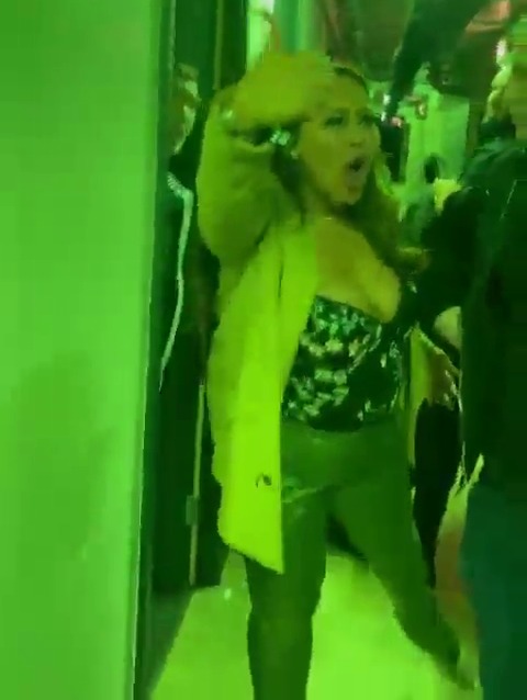 An Eyewitness Talks About A Bloody Fight In The &Quot;Wild West&Quot; When Phil Foden'S Mom Hit During A Fight With Khan, And It &Quot;Lasted A Few Minutes After The Video.&Quot; Claire, 41, Reacted When One Of The Men Reportedly Called Her Son An