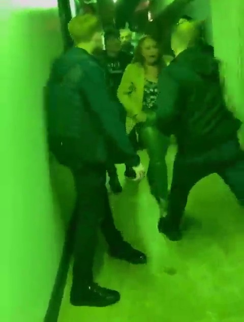 An Eyewitness Talks About A Bloody Fight In The &Quot;Wild West&Quot; When Phil Foden'S Mom Hit During A Fight With Khan, And It &Quot;Lasted A Few Minutes After The Video.&Quot; Footballer'S Mother Claire Was Punched In The Face During A Frightening Confrontation.