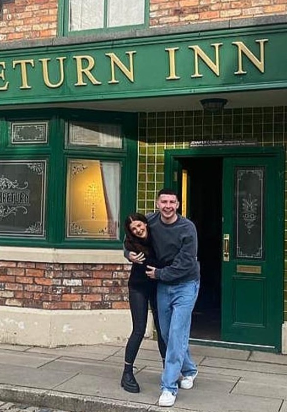 8 Amazing Real-Life Relatives Who Starred In The Same Series Rebecca And Jack Have Fun On Set