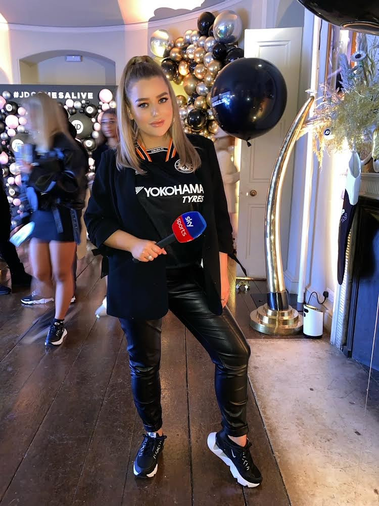 Amy Christophers is married looking for love at first sight.