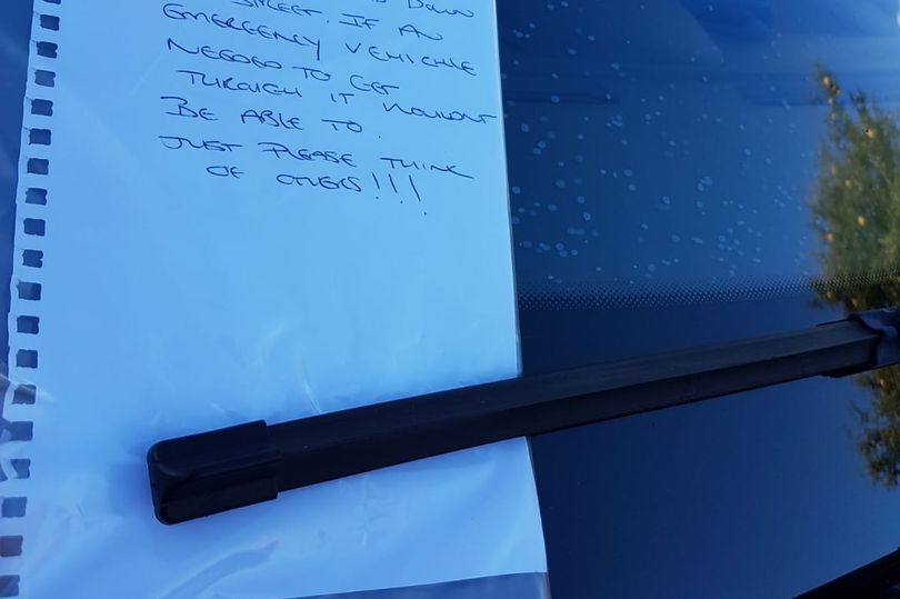 Note complained about the horrible parking that blocked the road.