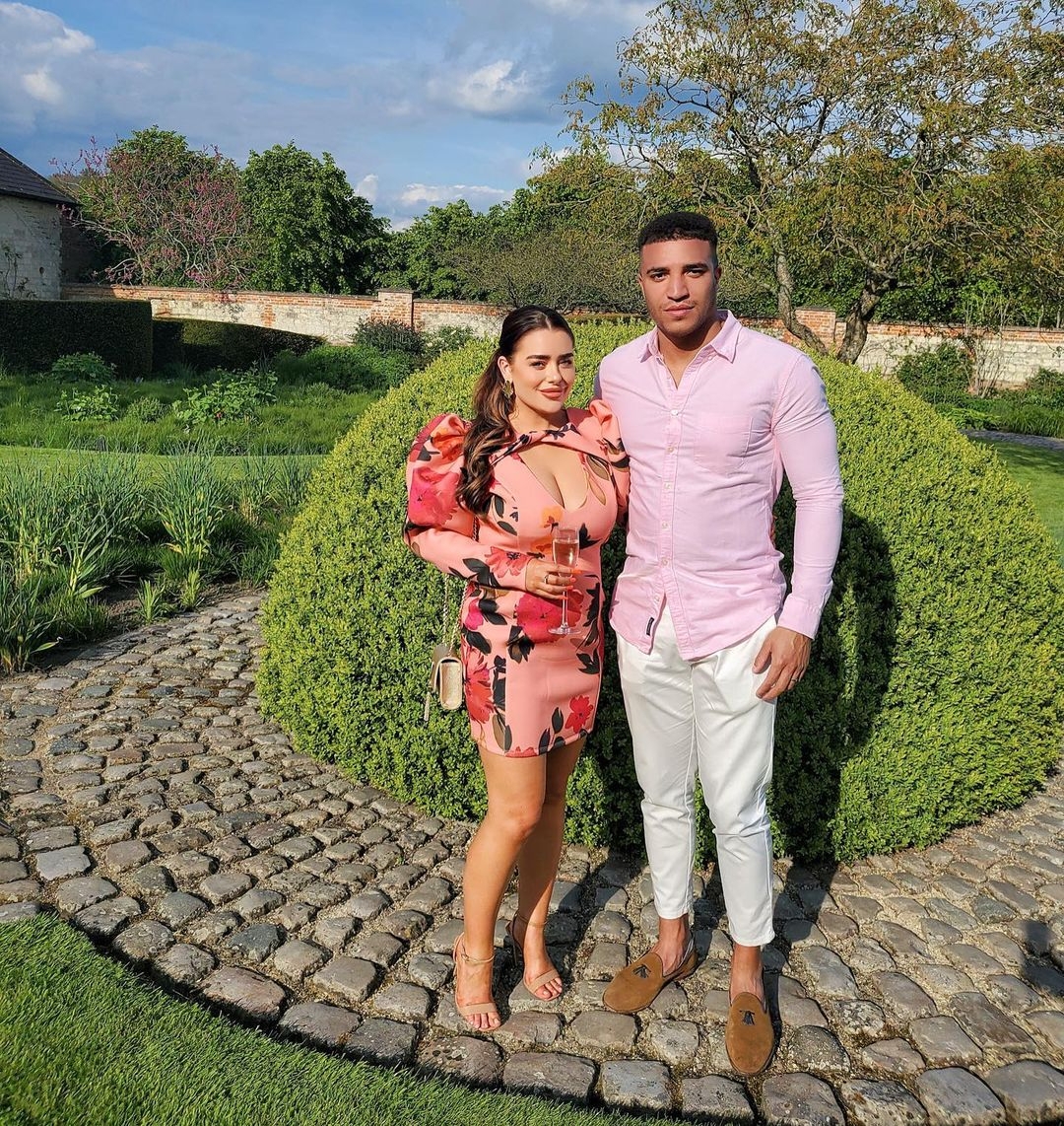 Amy and Josh have had a very tumultuous relationship, but they are trying to get through it.